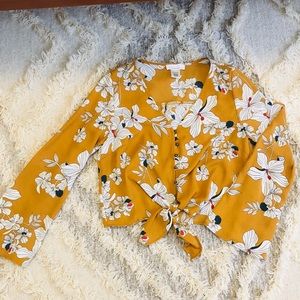 Urban Romantics Tie Front Crop Top - XS